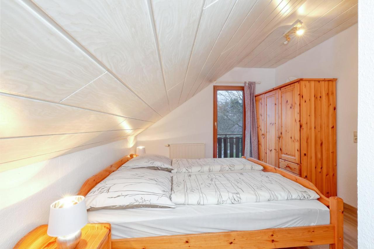 Seepark Kirchheim Ferienhaus Bei Nina Mit Sauna Экстерьер фото